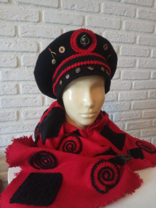 Комплект шляпка с шарфом и перчатками 